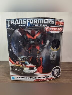 Transformers Dark Moon Canon Force IRONHIDE Figure Mechtech Voyager 2011 New